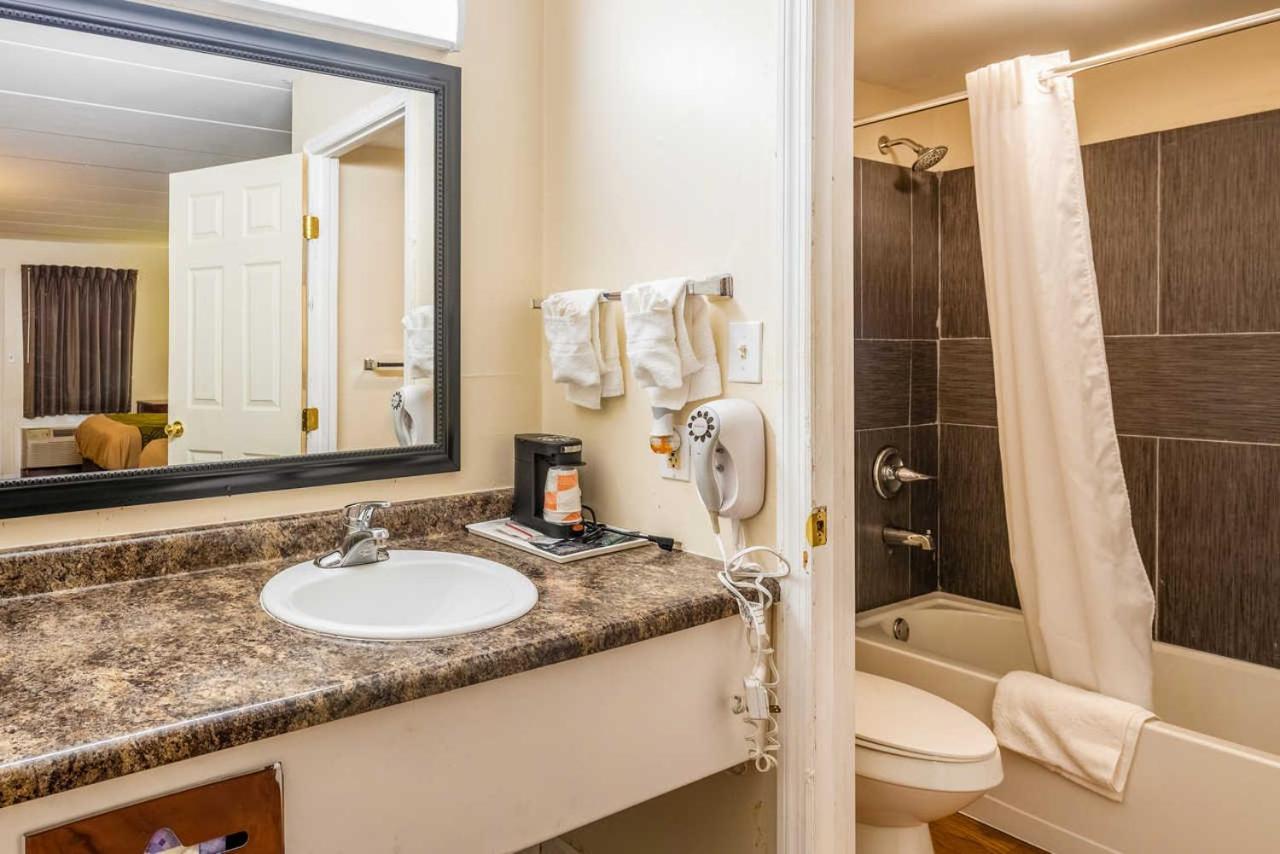 Econo Lodge Franklin Zewnętrze zdjęcie